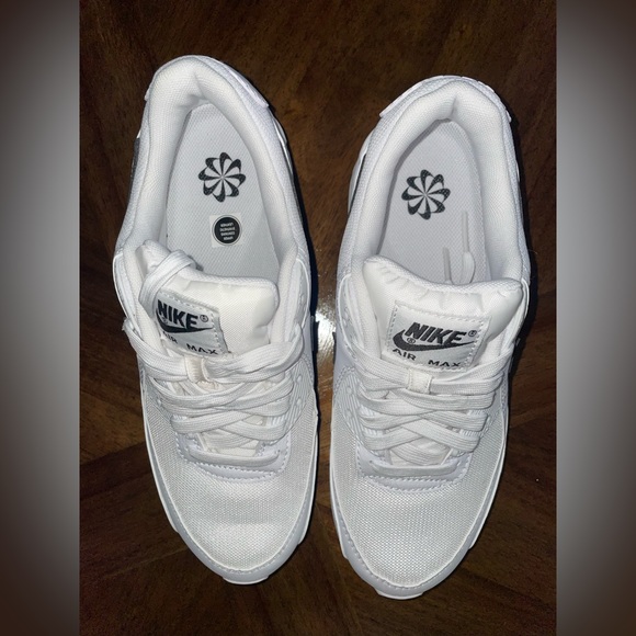 Air Max 90 Women's Size 8 White/Black - Picture 4 of 10